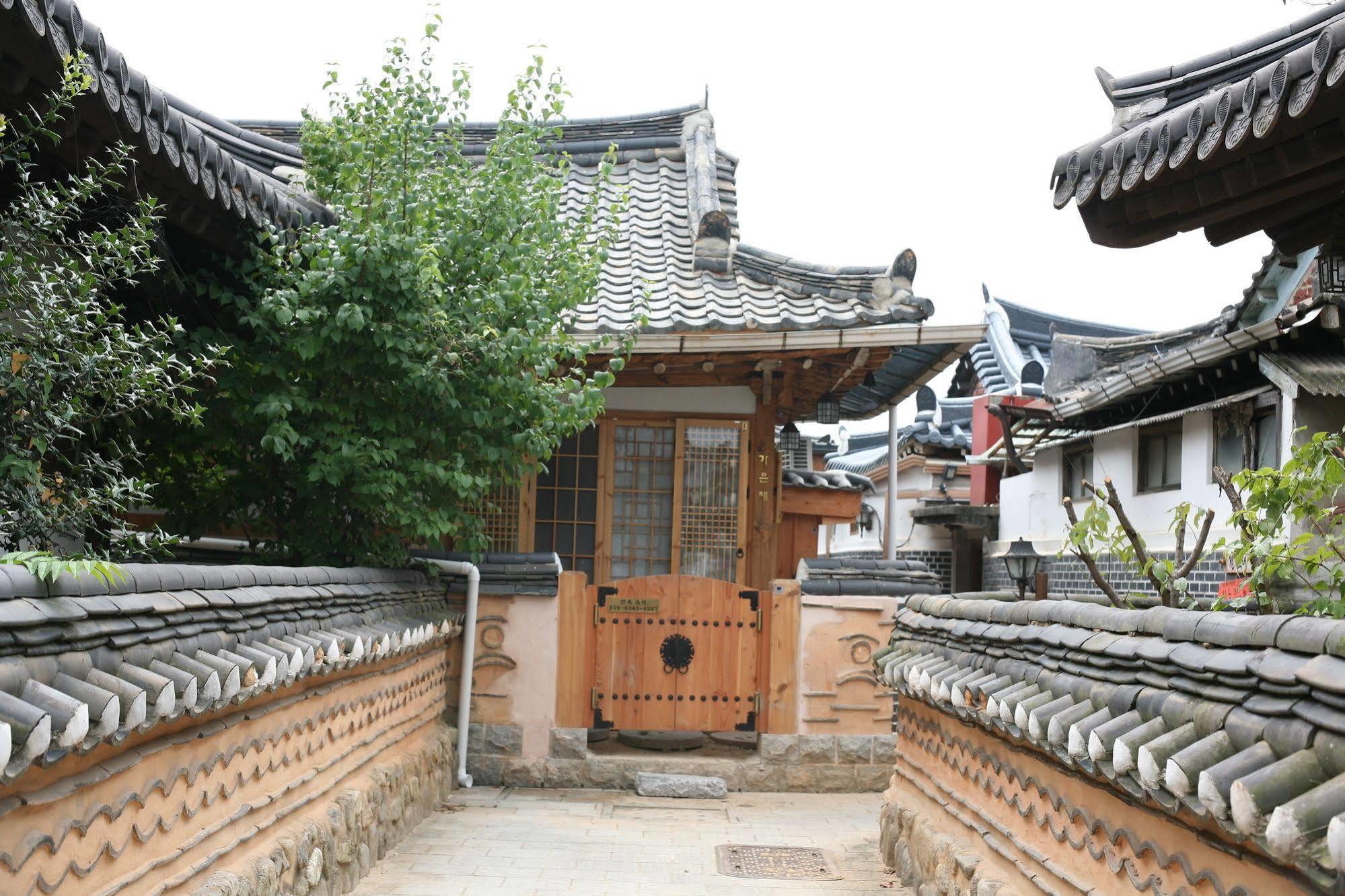 Gaeunchae Hotel Jeonju Exterior photo