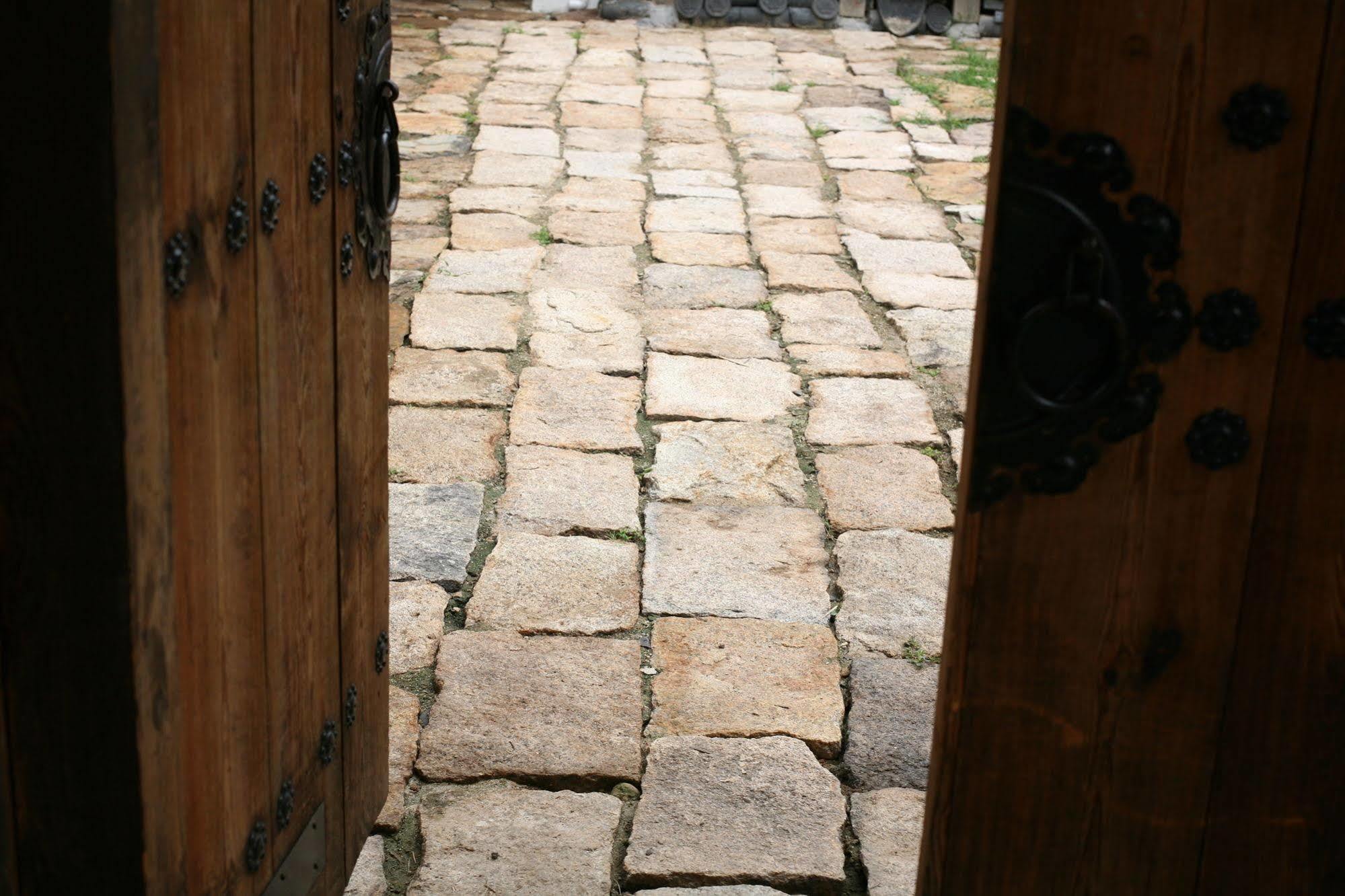 Gaeunchae Hotel Jeonju Exterior photo