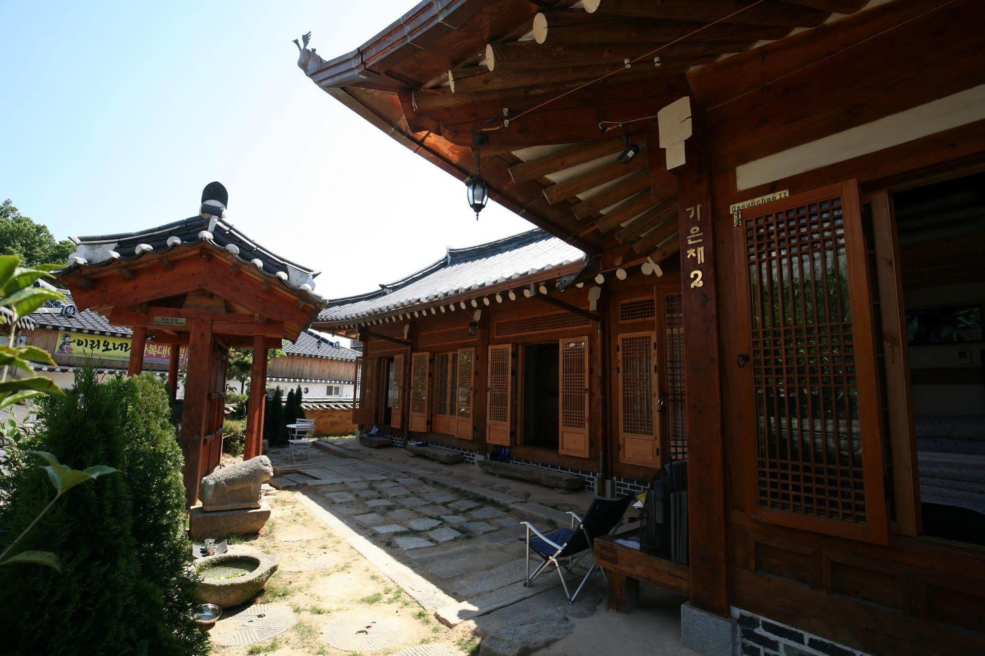 Gaeunchae Hotel Jeonju Exterior photo